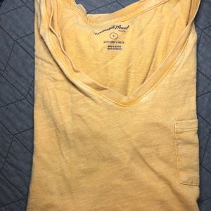V-neck T-shirt Yellow Women’s Small